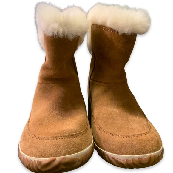 Sorel Shoes - Sorel boots size 10.5 brown